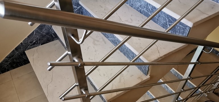 inox ograda uradi sam